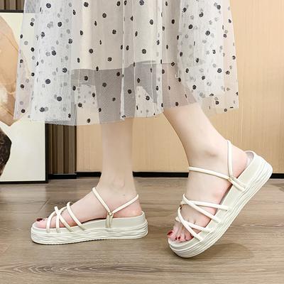 Nowe damskie sandały letnie klapki damskie na zewnątrz plaża damskie buty casual gladiator buty na platformie damskie buty sandały