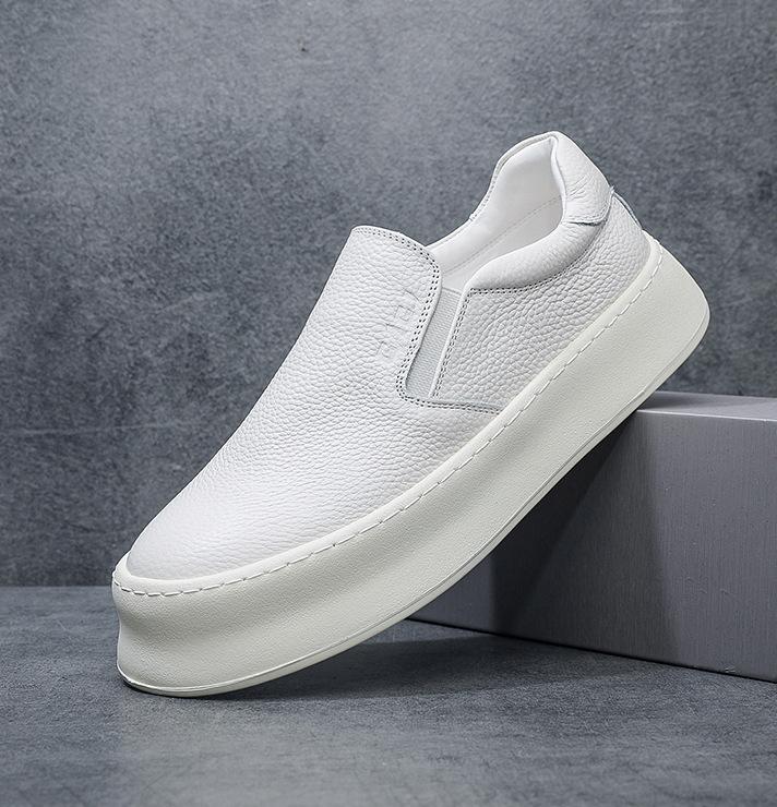 Kožené mokasíny pánské boty léto 2025 nové jednopadálové lehké platformové pracovní boty ležérní trend ploché