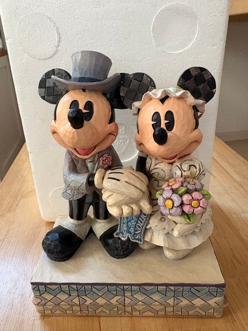 

[USED] Mickey Mouse Wedding Figure