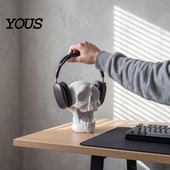Gothic Desktop Decor 3D Printed Open Mouth Skull Headphone Stand, Skeleton Organizer for Men Organizer, DIY Paintable Ornament Gaming Room