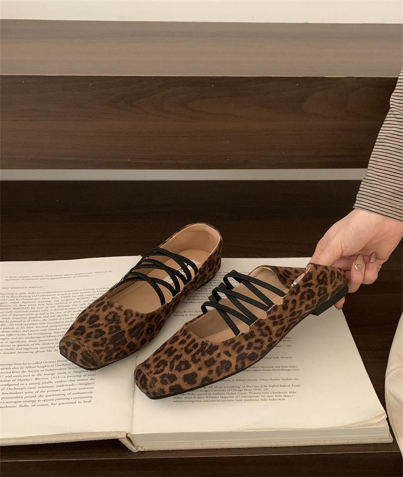 2025 Temperament Versatile Solid Color Lace-up Light Mouth Single Shoes Women's Autumn Fashion Retro Mori Casual Wedge Heel Mary Jane