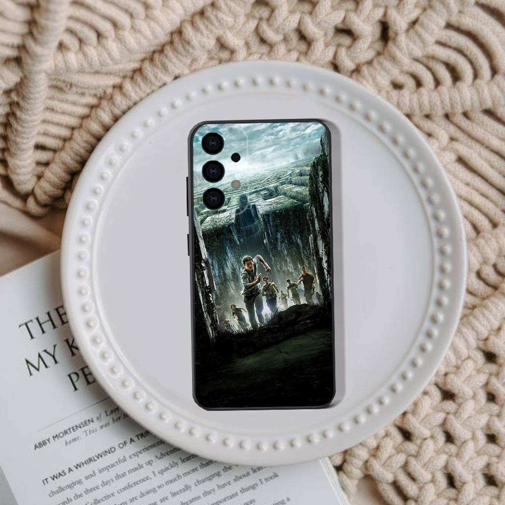 The M-Maze R-Runner Phone Case For Samsung Galaxy A73,30,32,72,51,53,52,71,22,5G,Note,J7,8,9 Soft Black Cover