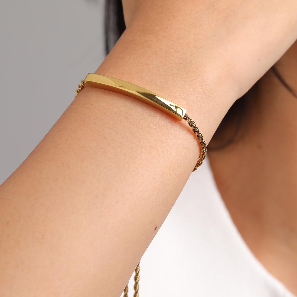 Personalized Bracelet for Women,Stainless Steel Adjustable Twist Chain Bracelets Engraved Name Date Daughter Mom Baptism Gift
