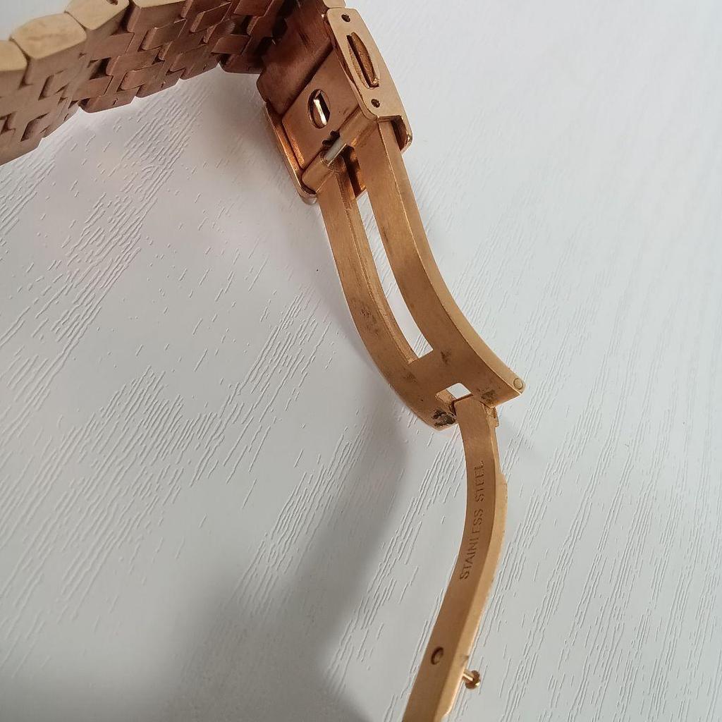 Used Vivienne Westwood watch pink gold
