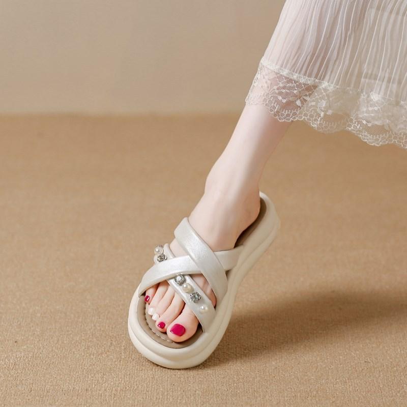 ins wind platform sandals new summer wear versatile height increase one word drag women's beach non-slip cross cool slippers
