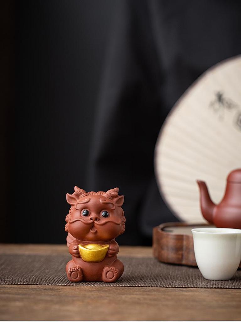 Guochao Pixiu Zisha Tea Pet Ornament - Creative, Cute, and Wealth-Attracting Tea Table Decoration