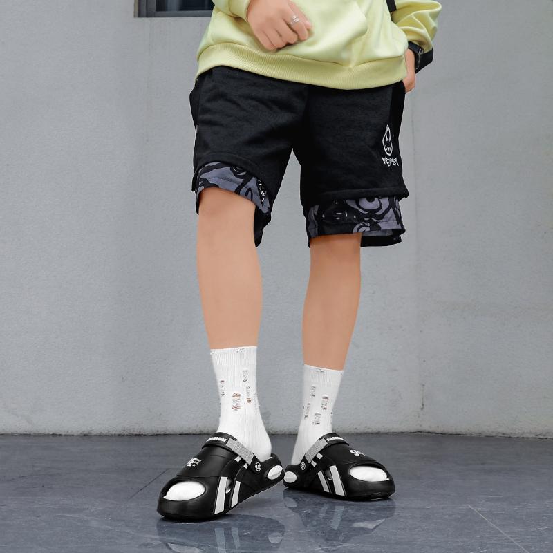 Fashion Men Thick Sole Summer Beach Slides Bathroom Anti Slip Slipper Soft Sandals Simplicity Ultra Light Letter Shoes Men Slippers