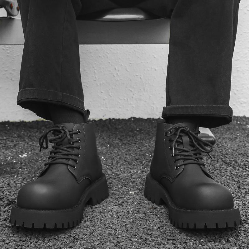 2024 Martin boots men's autumn and winter tube tooling Internet celebrity high street soft leather British yuppi men's boots 8230-J