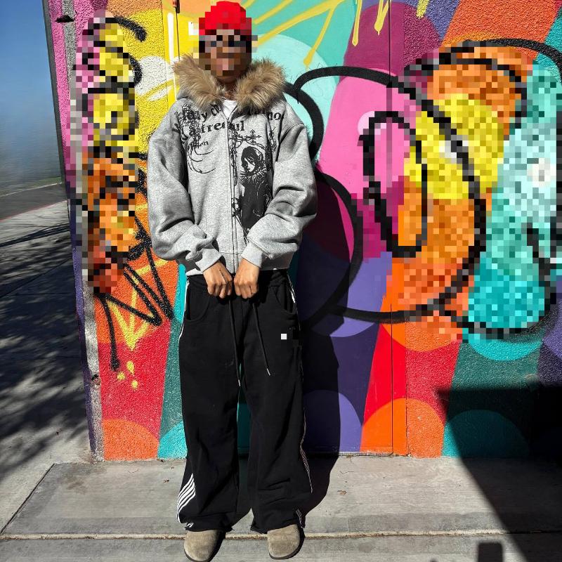 European and American autumn and winter pure color casual personality graffiti print plush hat edge trend women's fashion hooded sweatshirt