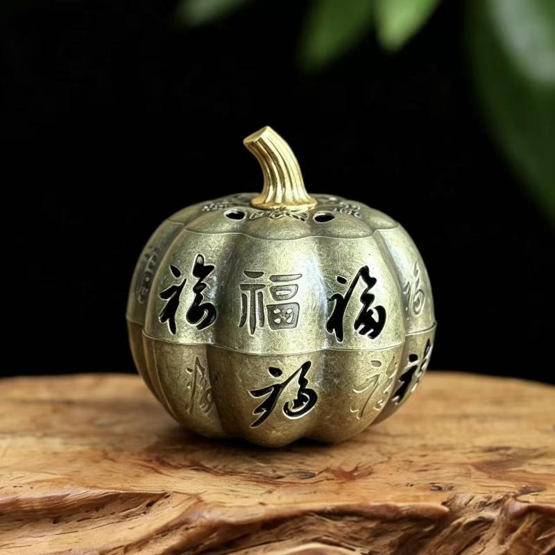 Metal Santa Claus Incense Burner With Hollow Snowflake Design Perfect For Christmas Home Decor Aromatherapy Meditation