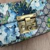 [Pre-Owned] Padlock Metal Lock Buckle Bag GG Blooms Logo Geranium Print Canvas And Leather Box Bag Chain Shoulder Crossbody Bag S - Very Good #1YDVWPF