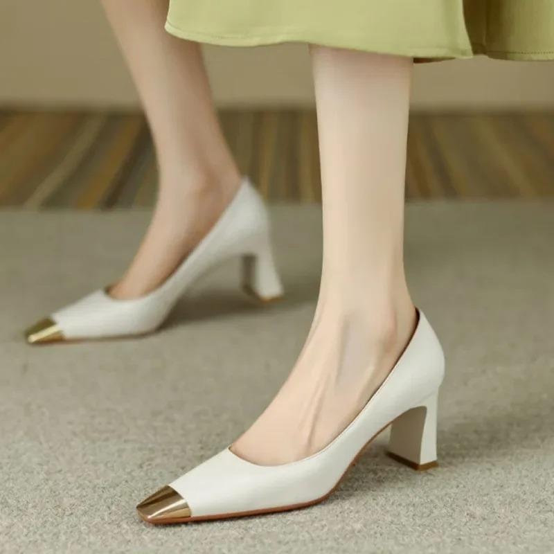 Elegant Niche Design Women's Single Shoe French Style Thin Heel Metallic Head Wool Sole Summer Flat Shoe Rubber Upper Material