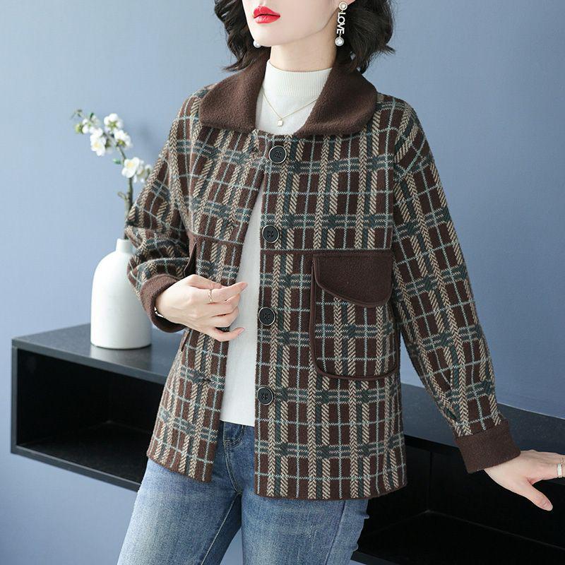 Stylish Petite Cashmere Coat: Slimming Plaid Design for Middle-Aged & Elderly Women, Perfect for Autumn & Winter