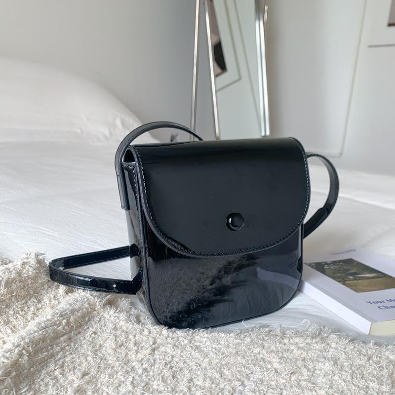 

Bag women s new niche simple fashion summer versatile saddle bag casual messenger bag чёрный