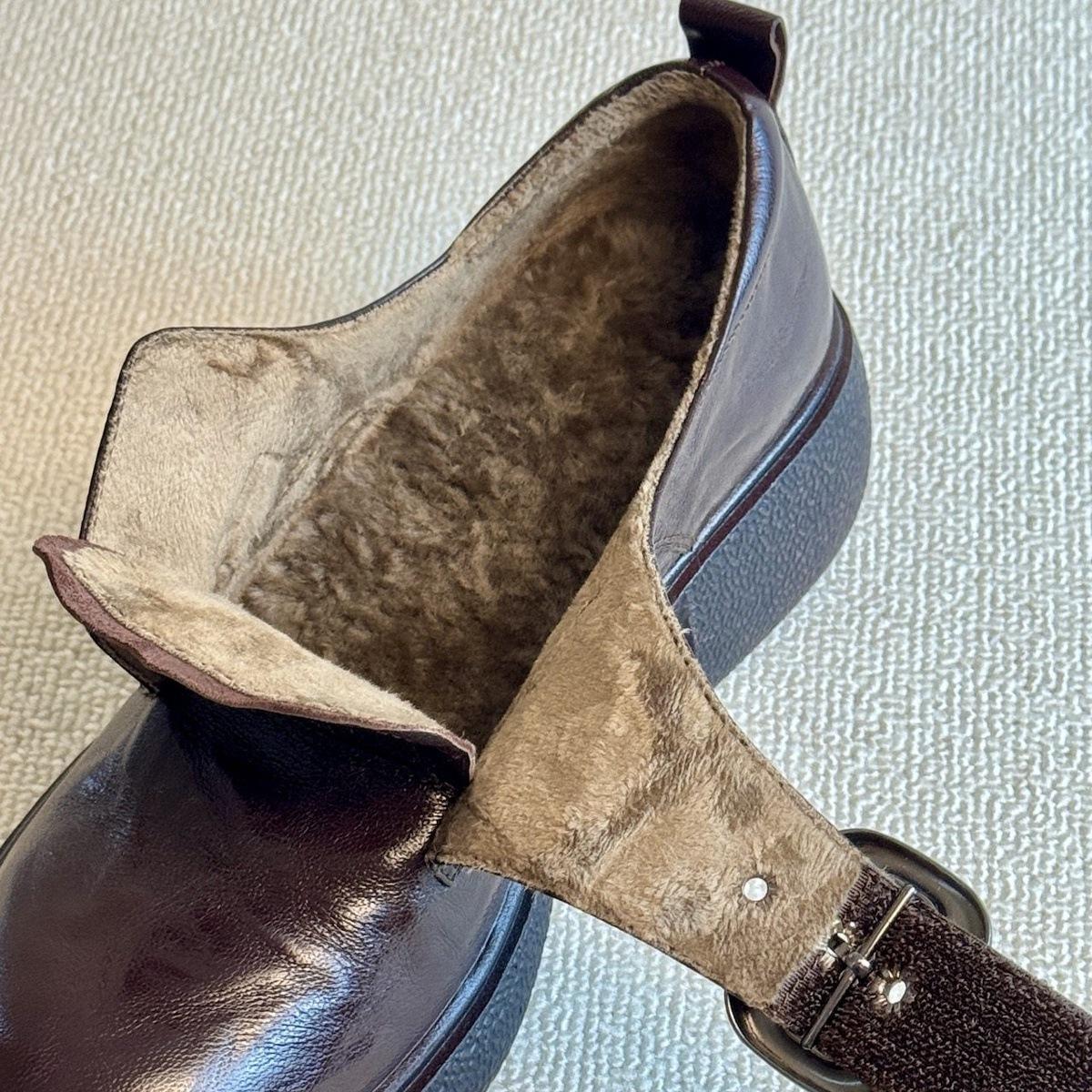 

Round head thick sole silent comfortable commuting deep mouth loafu small leather shoes women 40