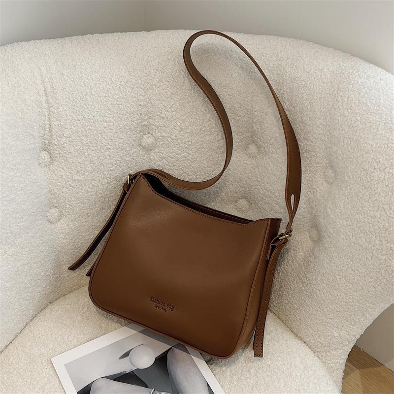 

Женские модные сумки через плечо 2024 года класса люкс — универсальные и модные сумки через плечо Brown. 25*9*21 коричневый