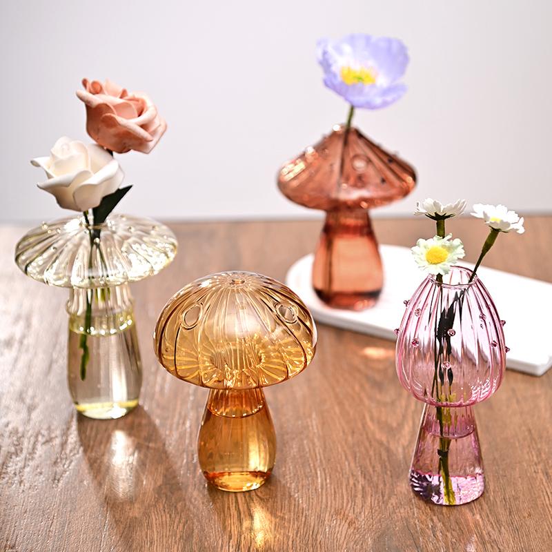 Mushroom Vase Glass Flower Bottle Aesthetic Desk Decoration Vase for Flowers Mushroom Plant Pot New Year Decor Home Table Decor