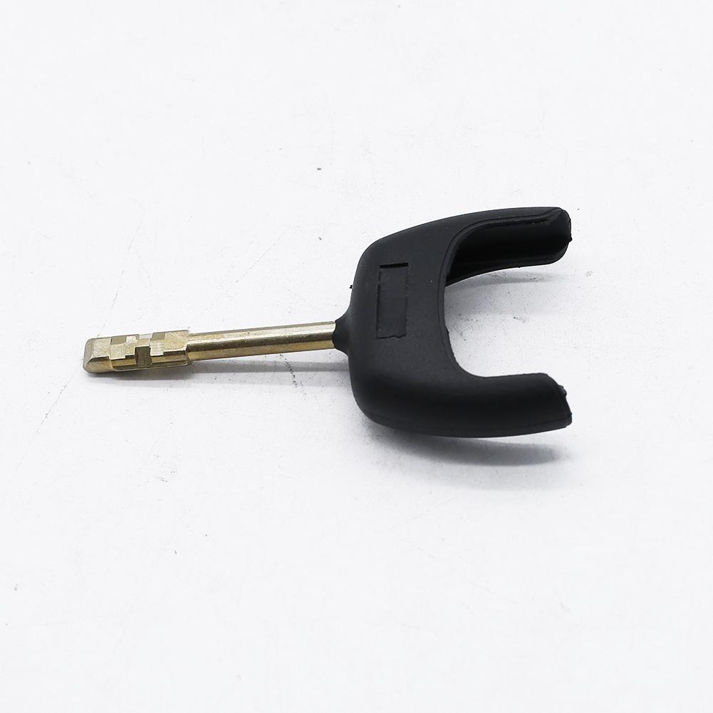 

Ignition Key Lock Ignition Cylinder Repair Kit With 2 Keys for Ford Transit MK7 06 ON Suitable for Transit MK7 2006 On China Mainland