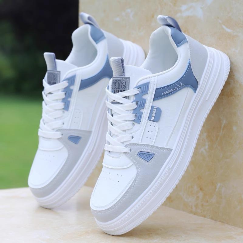 Fashion 2025 New Mens Non-Slip White Skate Shoes Lightweight Casual Athletic Sneakers Versatile Comfort Footwear for Students Streetwear