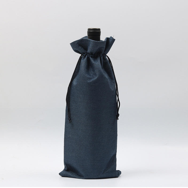 12PCS Christmas Simple Burlap Wine Bags with Tag And Ropes Holiday Party Reusable Gift Wrapping Bag Home Decor