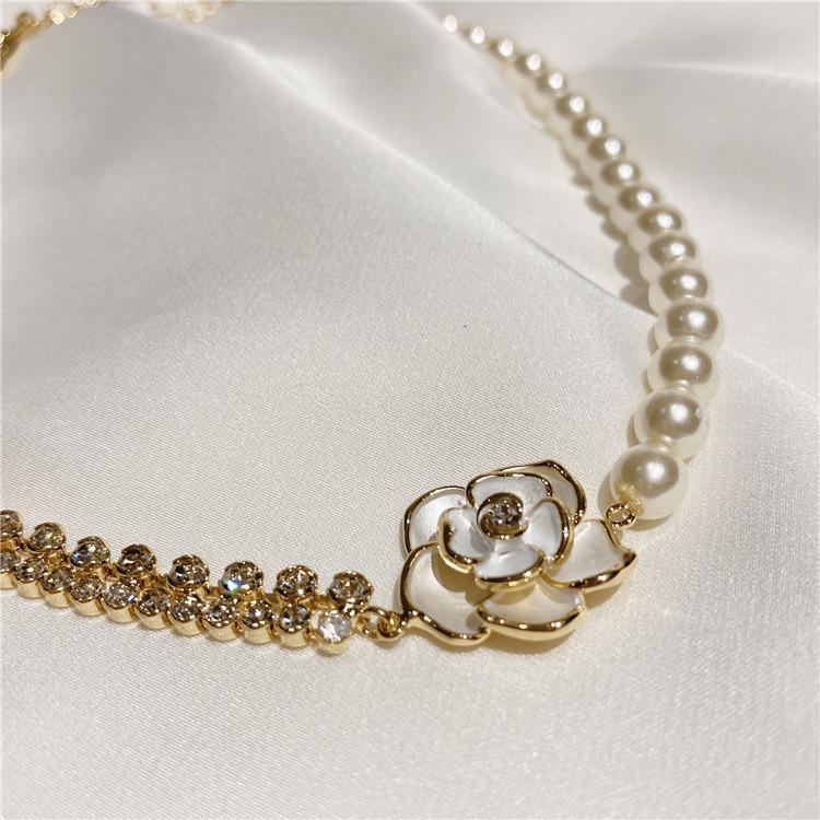 Camellia Necklace Women's Short Diamond-encrusted Pearl Splicing Collarbone Chain Exquisite Fashion Neck Chain