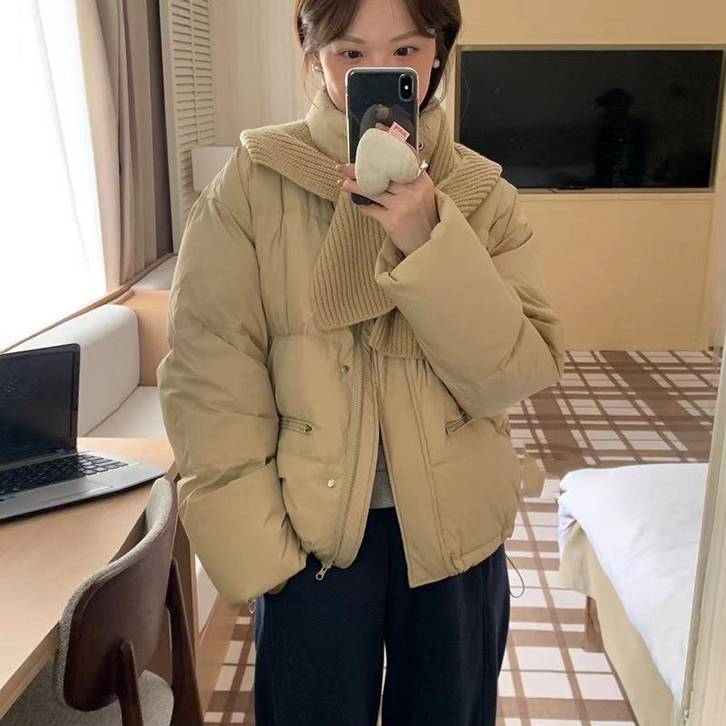 Sweet down jacket women's short 2024 new fashion stand-up collar removable scarf hat thickened bread jacket trendy