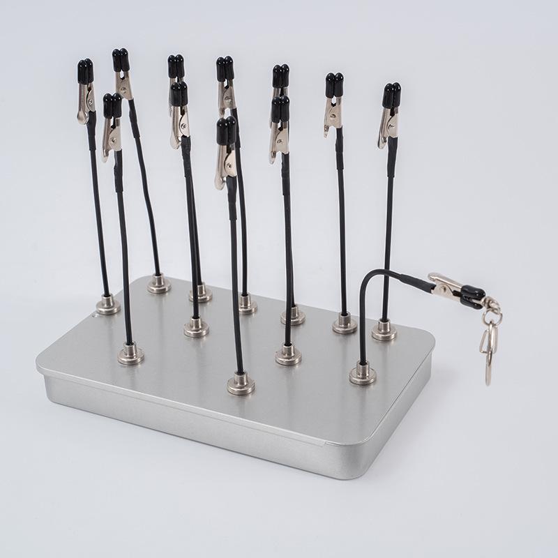 Universal Bendable Magnetic Base with Soft Tip Alligator Clips for Model Coloring
