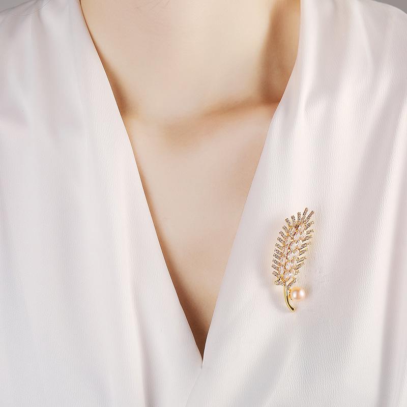 Bo Xin Yun Korean Zircon Wheat Ear Brooch with Freshwater Pearl