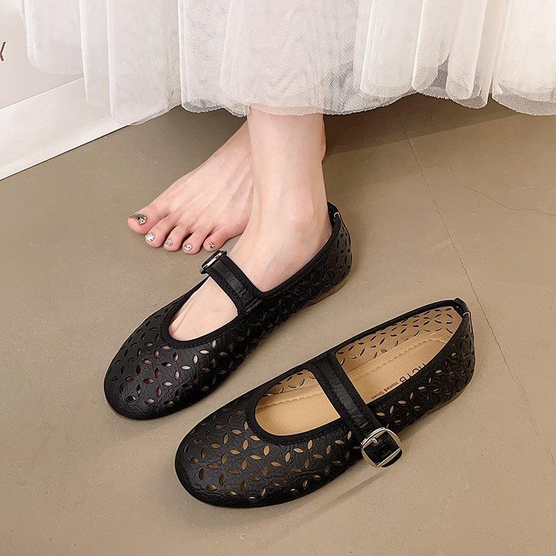 Hollow Mary Jane Shoes Women's Summer New One-pedal Flat-bottomed Comfortable Retro Hole Sandals Doudou Single Shoes
