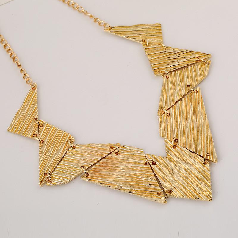 Vintage Geometric Chain Necklace For Ladies With Gold Silver Finish Spring 2025
