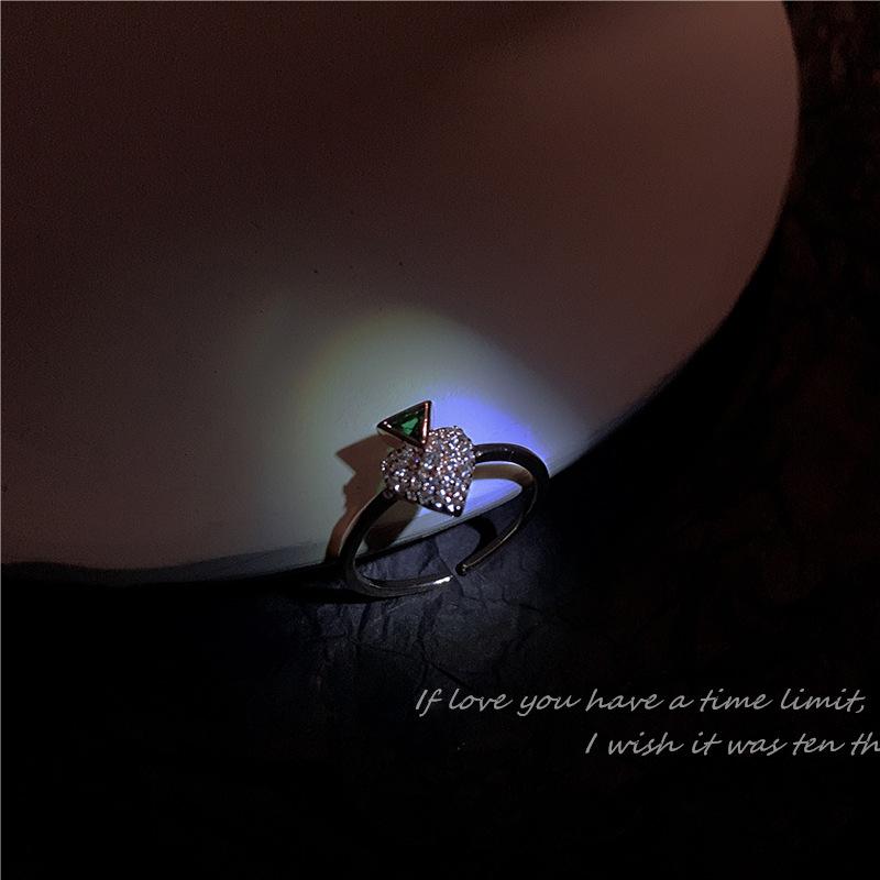 Niche design emerald zircon peach heart ring, versatile ins hipster ring adjustable open ring