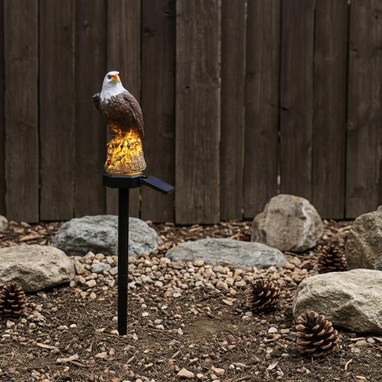 Rustic Wilderness Style Ornaments Eagle Solar Garden Light, Outdoor Waterproof LED Light with Weather Resistant Decor Stake, Bald for Courtyard