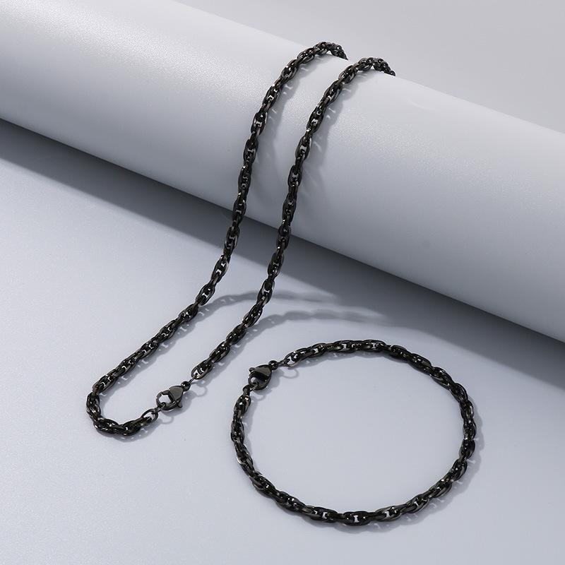 Commuter Plain Chain, Trendy Nightclub Multi-Size Plain Weave Twist Chain, Titanium Steel Men'S And Women'S Necklace.