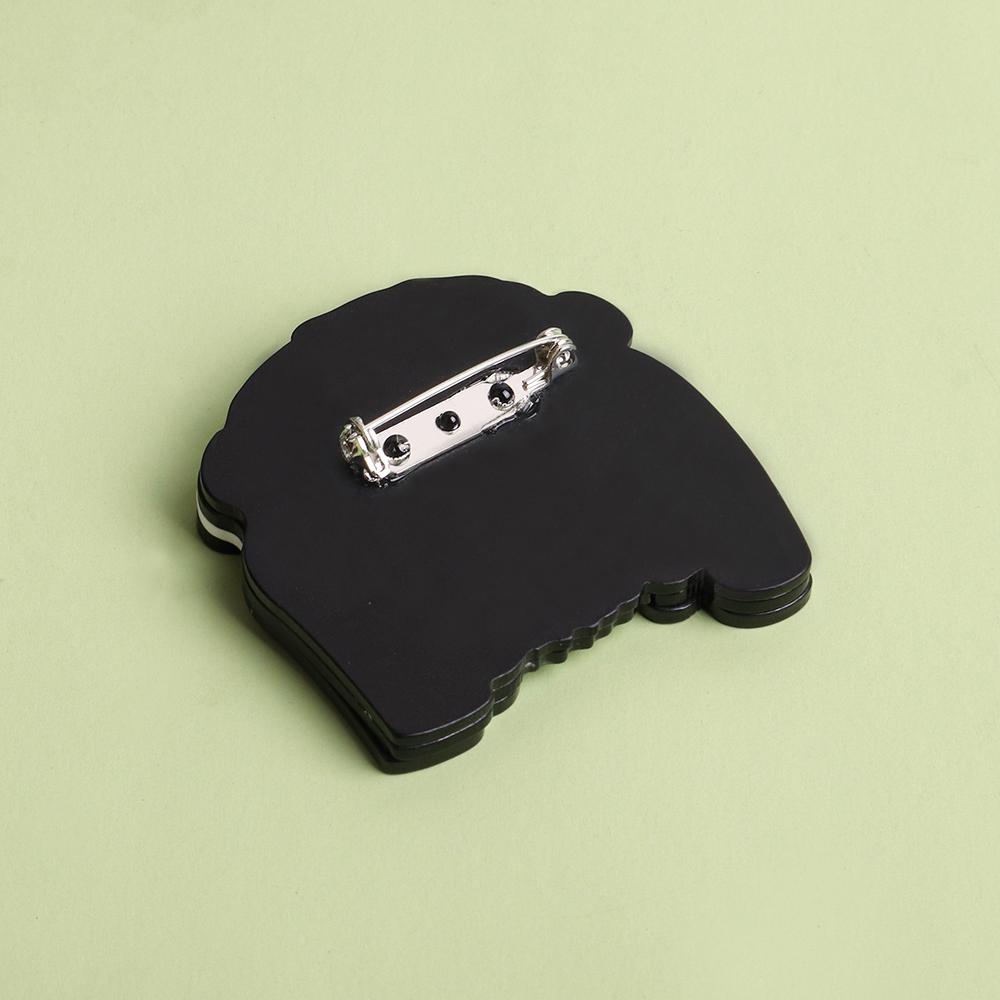 New Cute Panda Acrylic Brooches for Women Girls Funny Animals Badge Backpack Clothes Lapel Pins Brooch Dress Fashion Jewelry