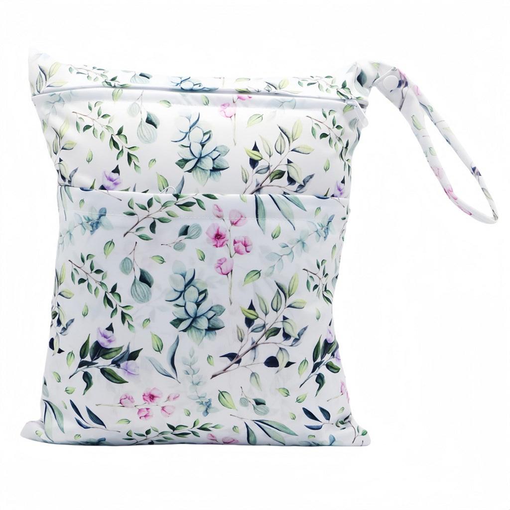 Multifunctional Baby Diaper Bag Ample Storage Space Travel Handbag for Parents Needing Practicality and Fashion