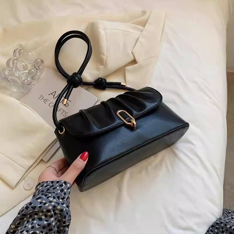 

Design bag women s 2025 new fashion commuter shoulder armpit bag popular versatile women s messenger bag No specification