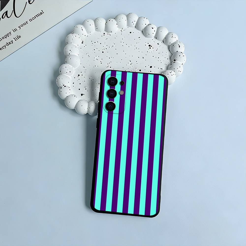 Beautiful-colorful stripes Phone Case For Samsung S25,S24,S21,S22,S23,S30,Ultra,S20,Plus,Fe,Lite,Black Soft Silicone