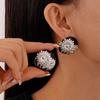 Retro Metallic Daisy Print Silver Stud Earrings - French Chic High-End Design for Women