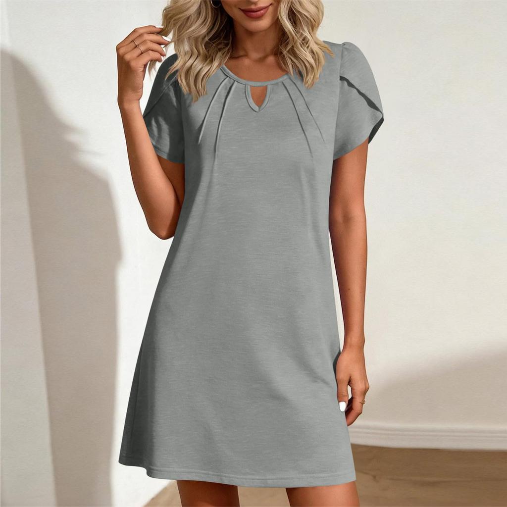 Women's Casual And Stylish Round-Neck Beach Dress: Short-Sleeve, Loose-Fitting Dress