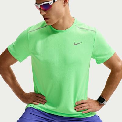 Nike Dri Fit Running T Shirts Men s Crew Neck Moderate S