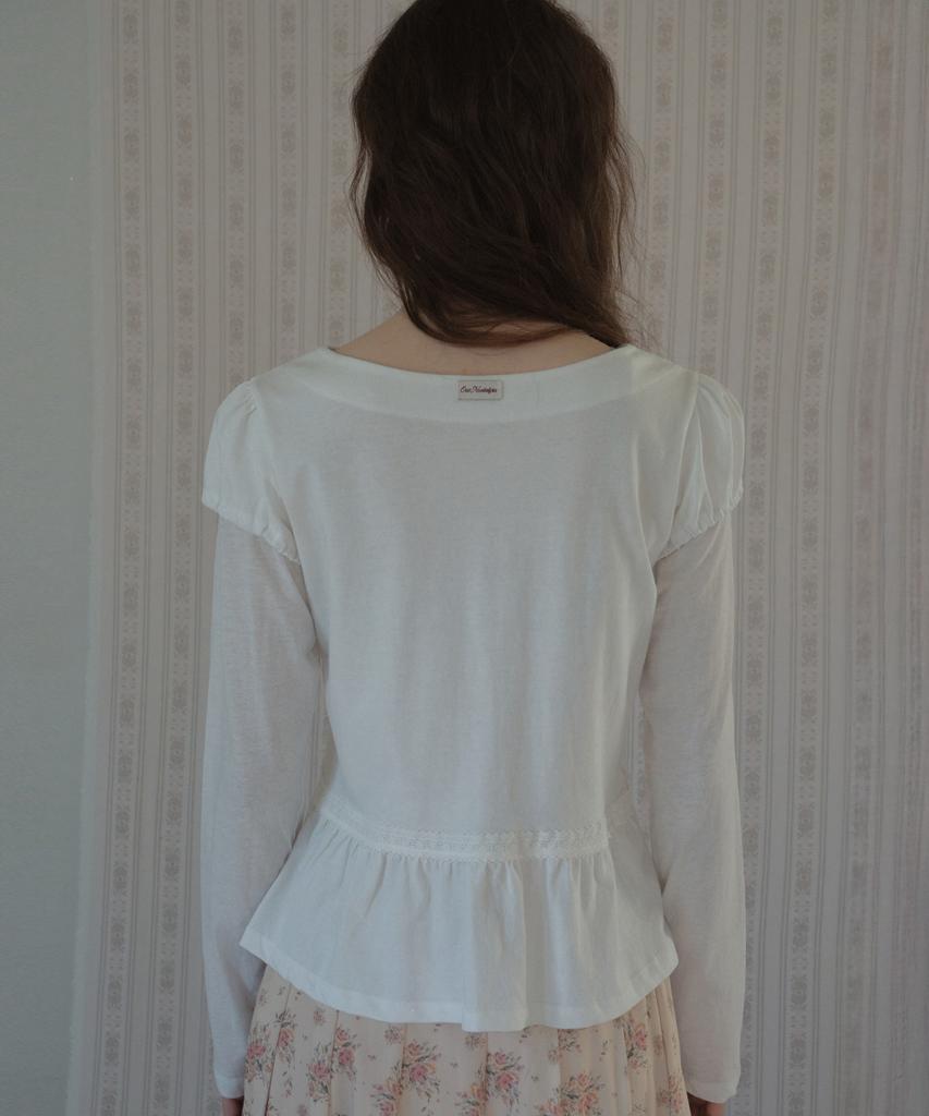 Aueonoseuteljia Lace Double Layered Shirring T-Shirt_White(O26Tp02)