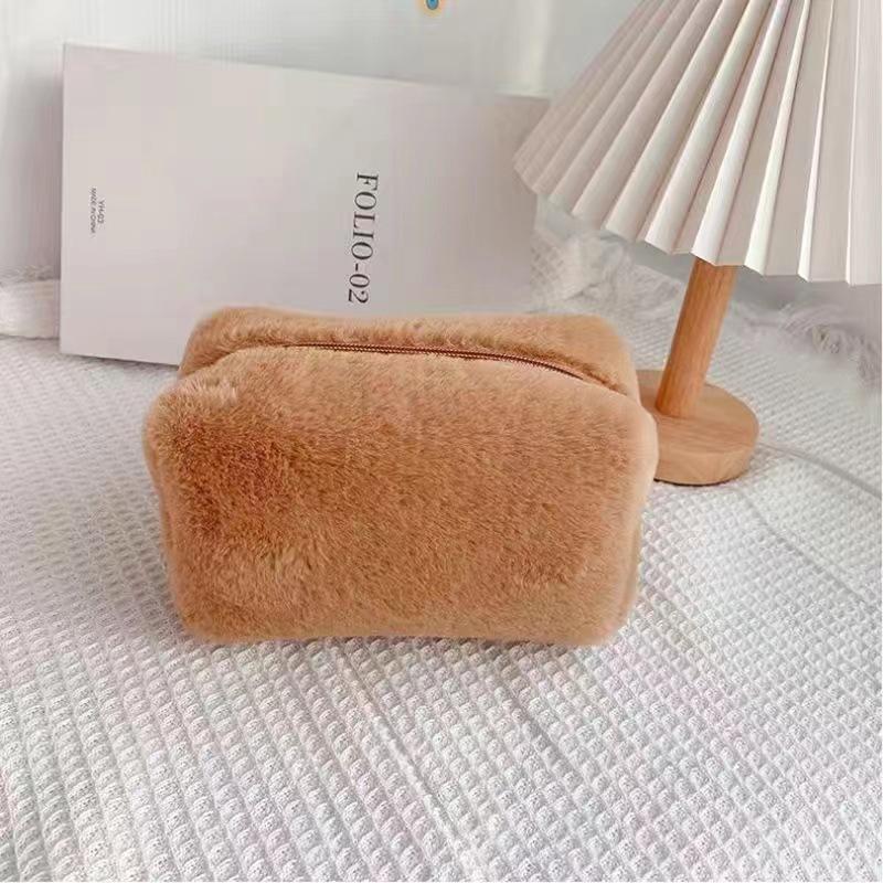 Cute Plush Makeup Bag For Women Portable Travel Small Cosmetic Bags Solid Color Zipper Toiletry Bag Washing Pouch Storage Bags