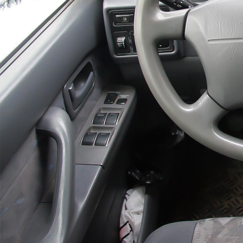 Auto Front Driver Side Master Power Window Switch Bezel Trim For Toyota Land Cruiser Fj80 1991-1997 74232-60070-B0 7423260070