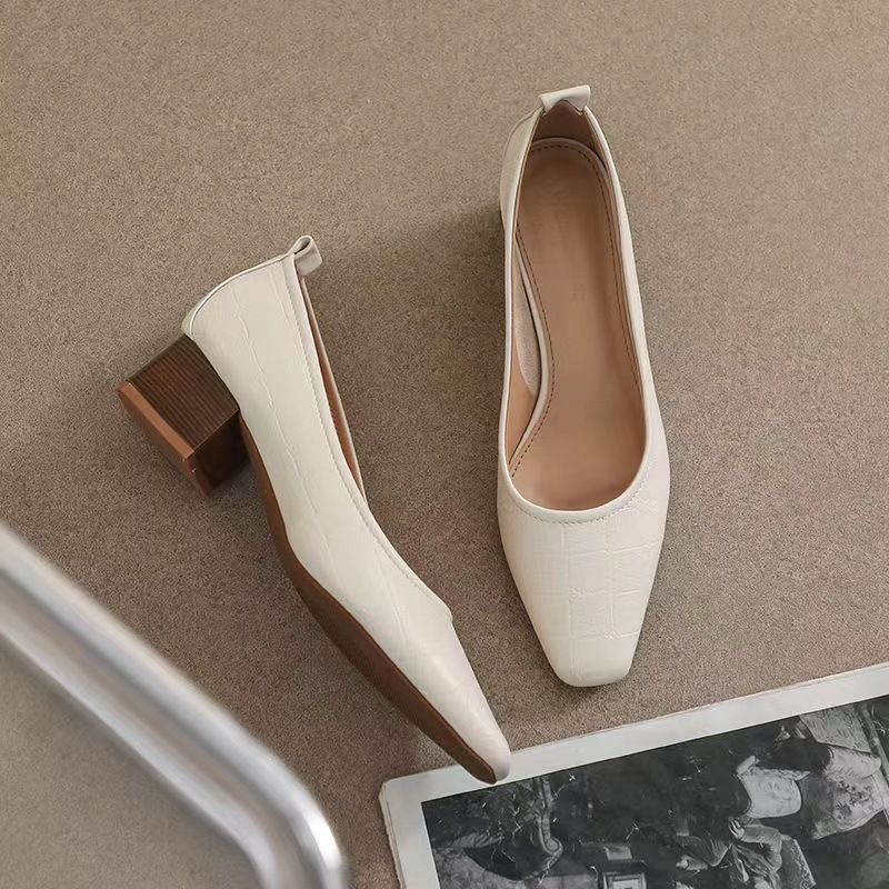Ladies Pumps Office Retro Square Toe With Medium Heels Women's Shoes Spring and Autumn Young 2025 Trend Popular Slip On Footwear