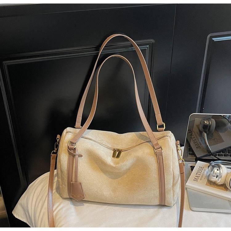 Small Bag Women's New Simple Pillow Bag Large Capacity Commuter Casual Versatile Boston Shoulder Crossbody Bag