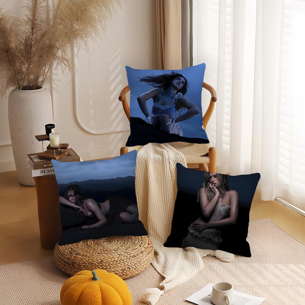 T-Tate M-McRae SO CLOSE TO WHAT Deluxe Pillow Case Home Cushion Cover Suitable For Office Sofa Car Suitable For All Seasons
