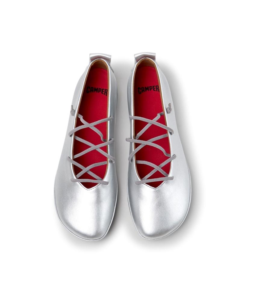 CAMPER Right Nina K201835-009