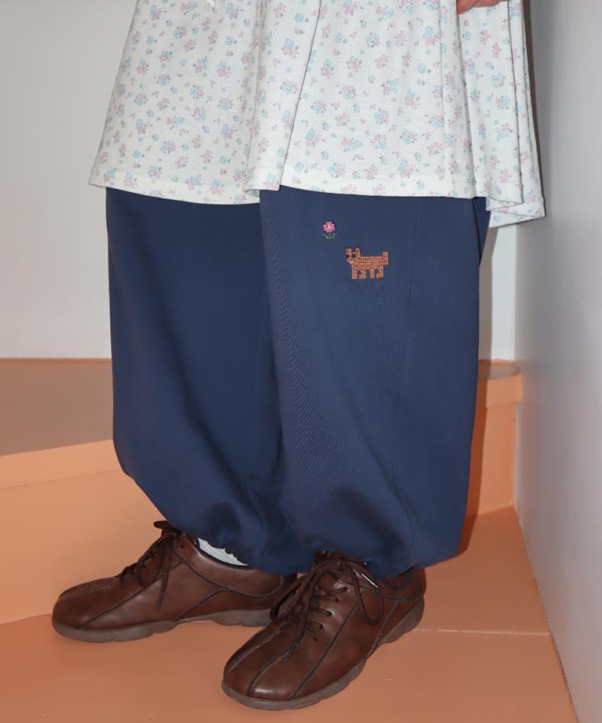 RONRON Pony Cat Embroidery Wide Sweat Pants Navy