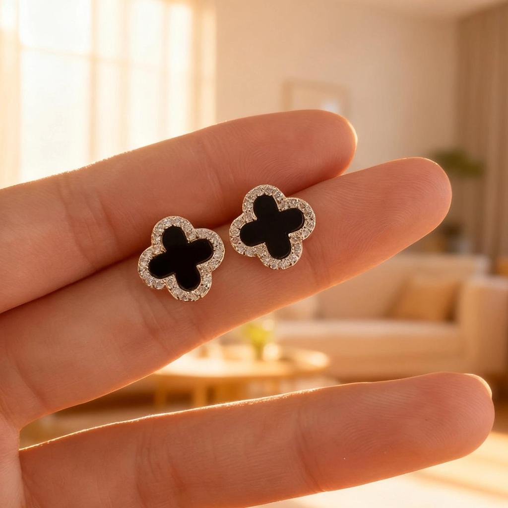 Elegant Four-Leaf Clover Stud Earrings - Chic, Luxury Fashion Accessory