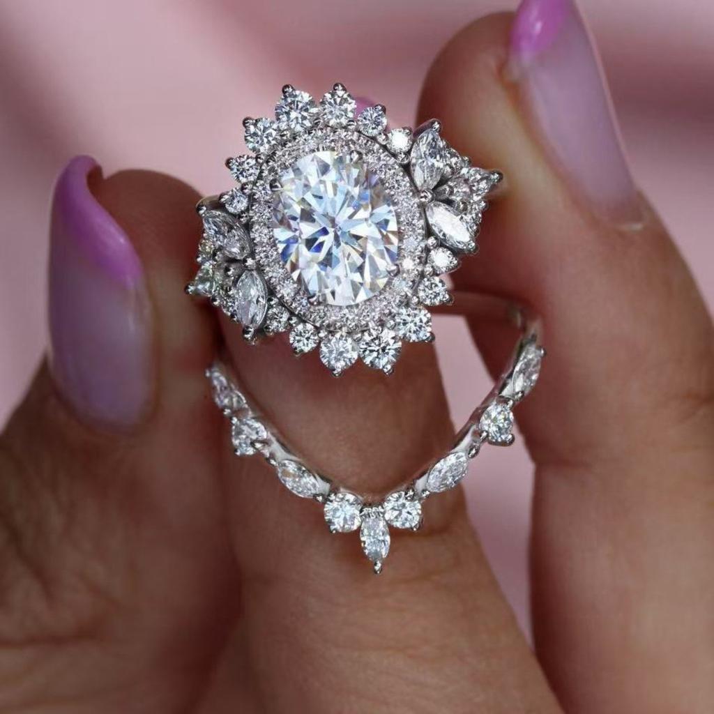 Luxury European and American Fashion Ring Women, Luxurious Temperament Crown Couple Ring, Two Sets of High-end Rings